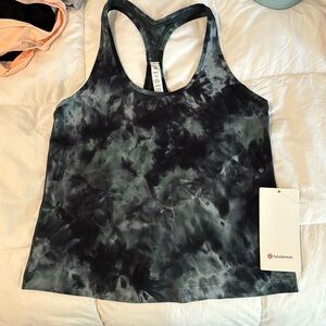 NWT Lululemon Nulu Cool RB short tank size 10